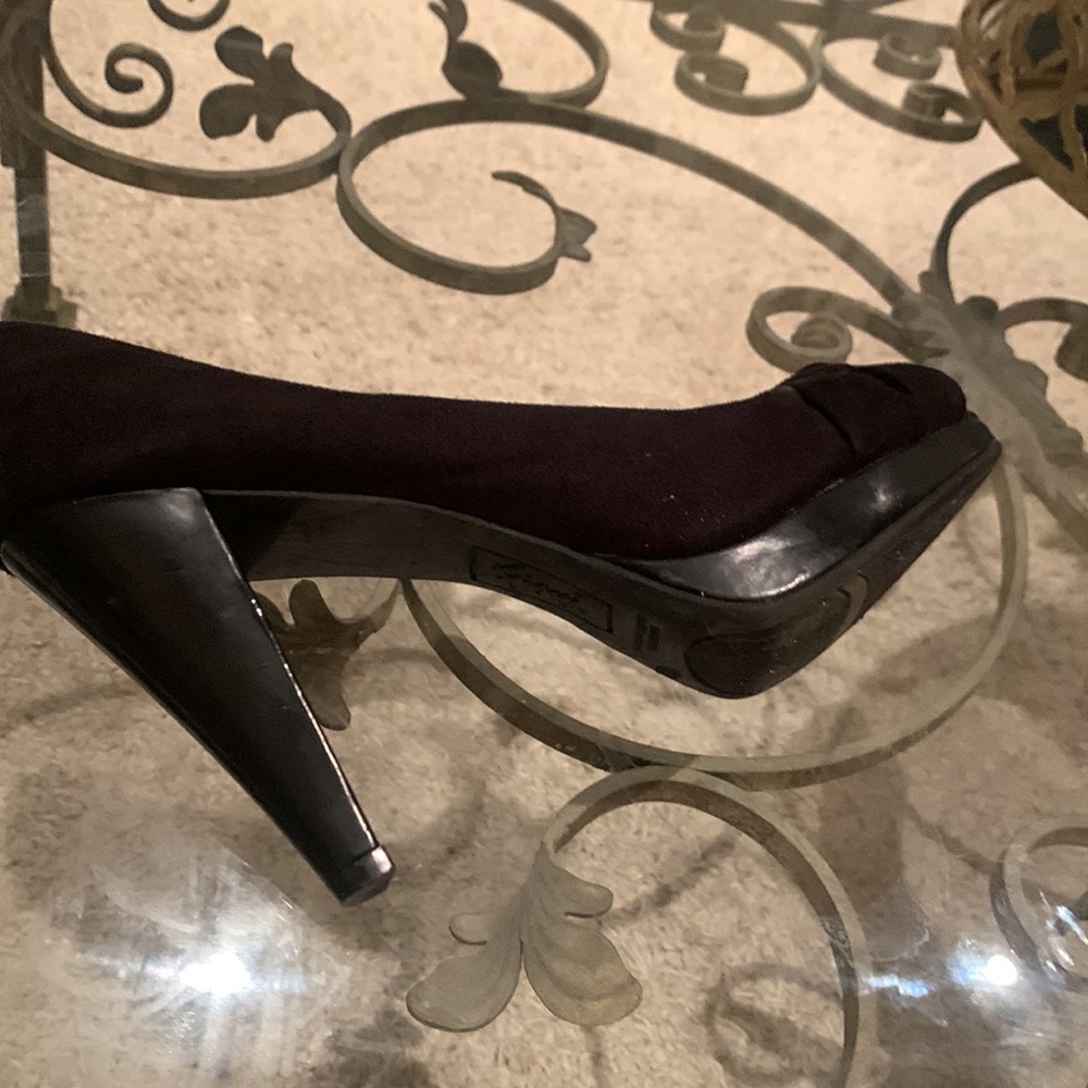 FIONI Clothing peep toe woman's shoes Black suede stiletto night Heels  8.5 W